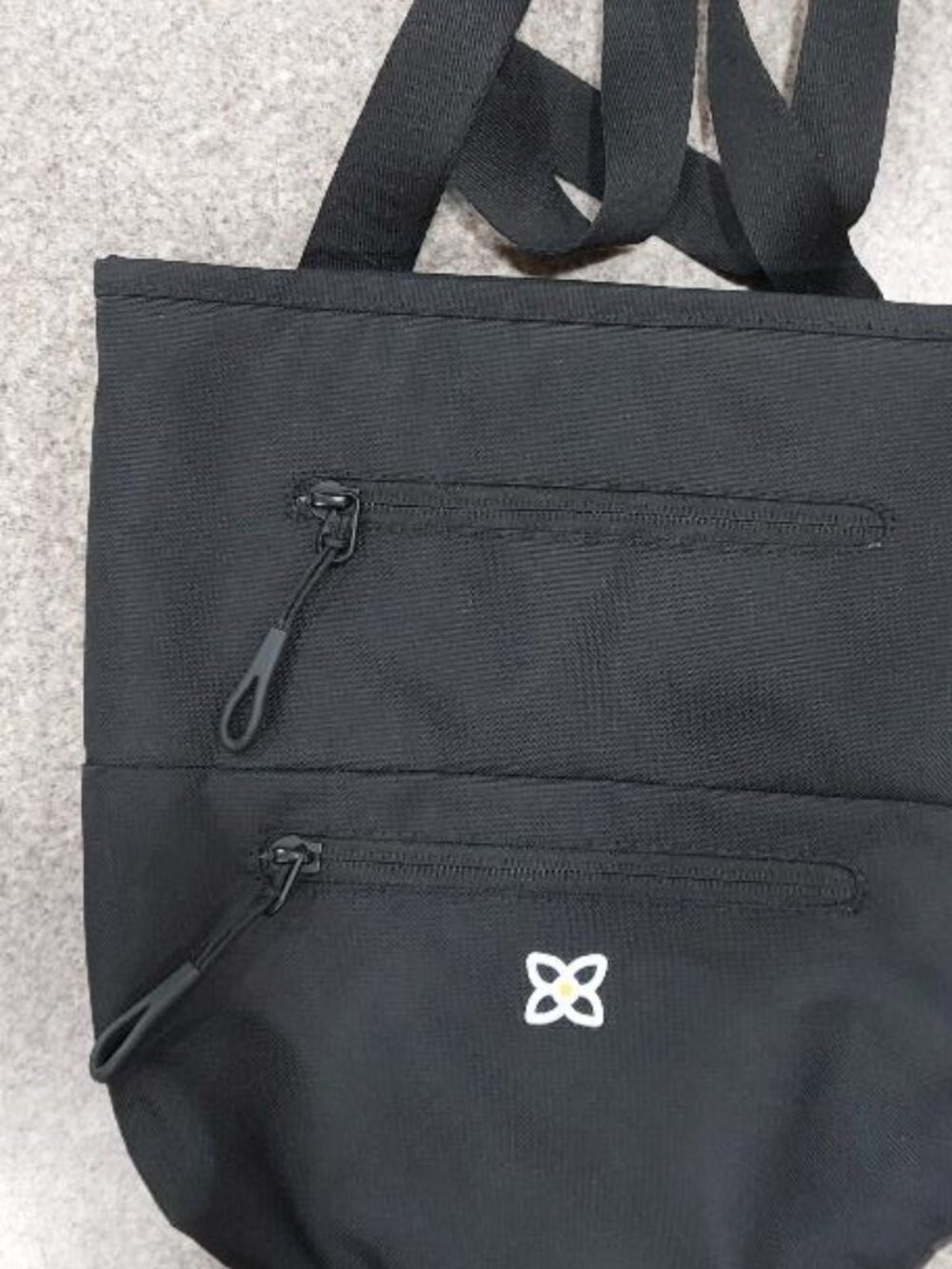 Sherpani Sadie Crossbody Bag